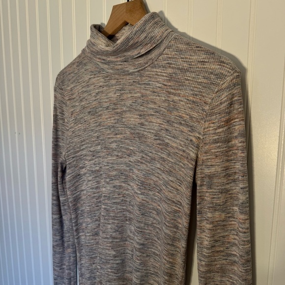 We The Free Women’s Stonecold Turtleneck Ribbed Tunic Slit Back Size XS - Picture 3 of 13